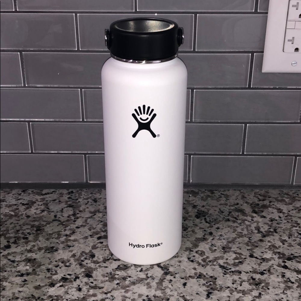 Hydro flask 40 oz
